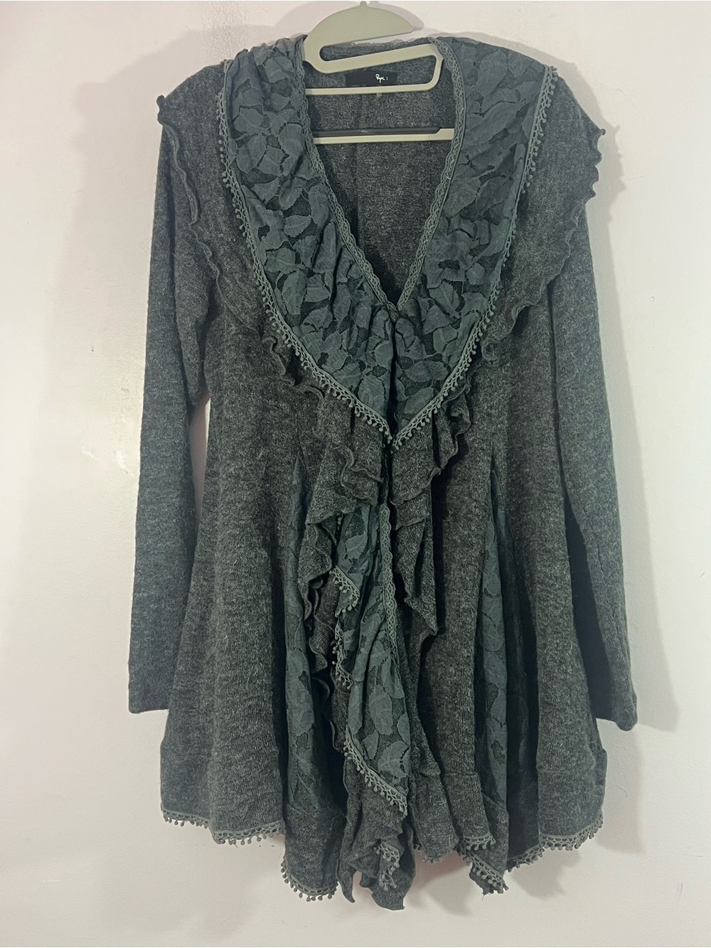 Ryu Cardigan Womens L Gray Lace Ruffle Open Front Romantic Boho Sweater
